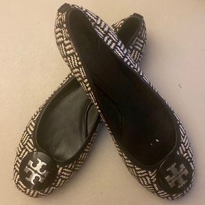 Tory Burch Black & White Ballet Flats Size 10